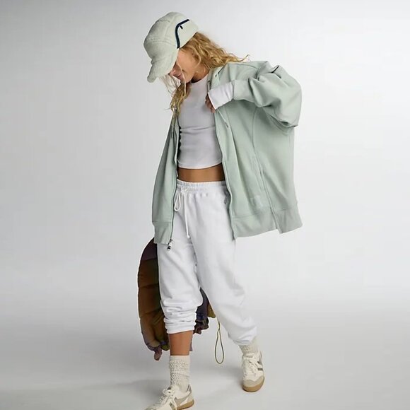 Free People Movement Sprint To The Finish Zip-Up NWOT - Picture 1 of 4